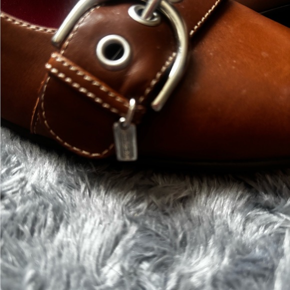 Coach Mandel  Brown Leather Buckle Pumps - Picture 3 of 3